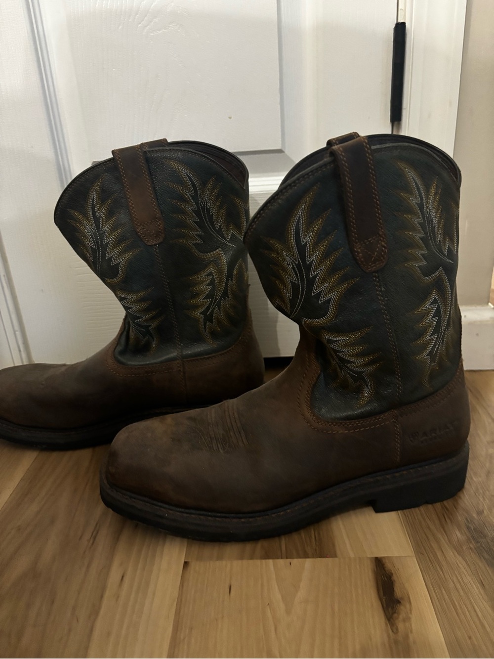 Ariat Brown Leather Western Work Boots with Dark Green Shaft STEEL TOE